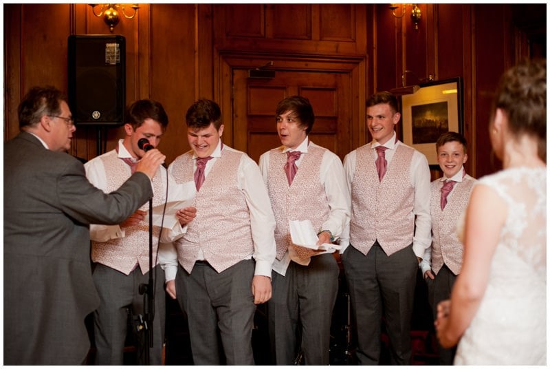 Ringwood family singing at Tyrrells Ford Hotel wedding